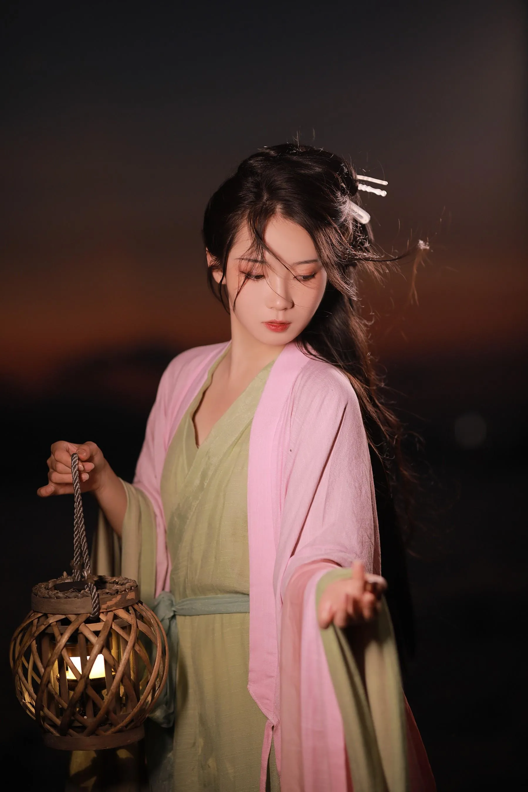 [YITUYU艺图语]2022.08.30 人间烟火色 落花人独立 [33P]插图4